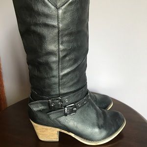 Buckle Boot
